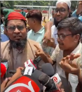 গোপালগঞ্জ থেকে ধানমন্ডি ৩২ নম্বরে এসে জনতার তোপের মুখে এক লোক