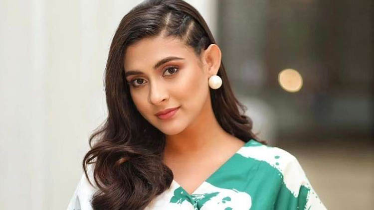 মেহজাবীন চৌধুরীর মামলার শুনানি পিছিয়েছে