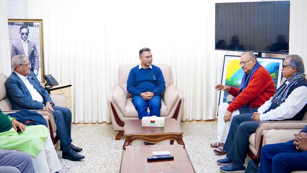 বাম জোটের শীর্ষ নেতাদের সাথে তারেক রহমানের সাক্ষাৎ