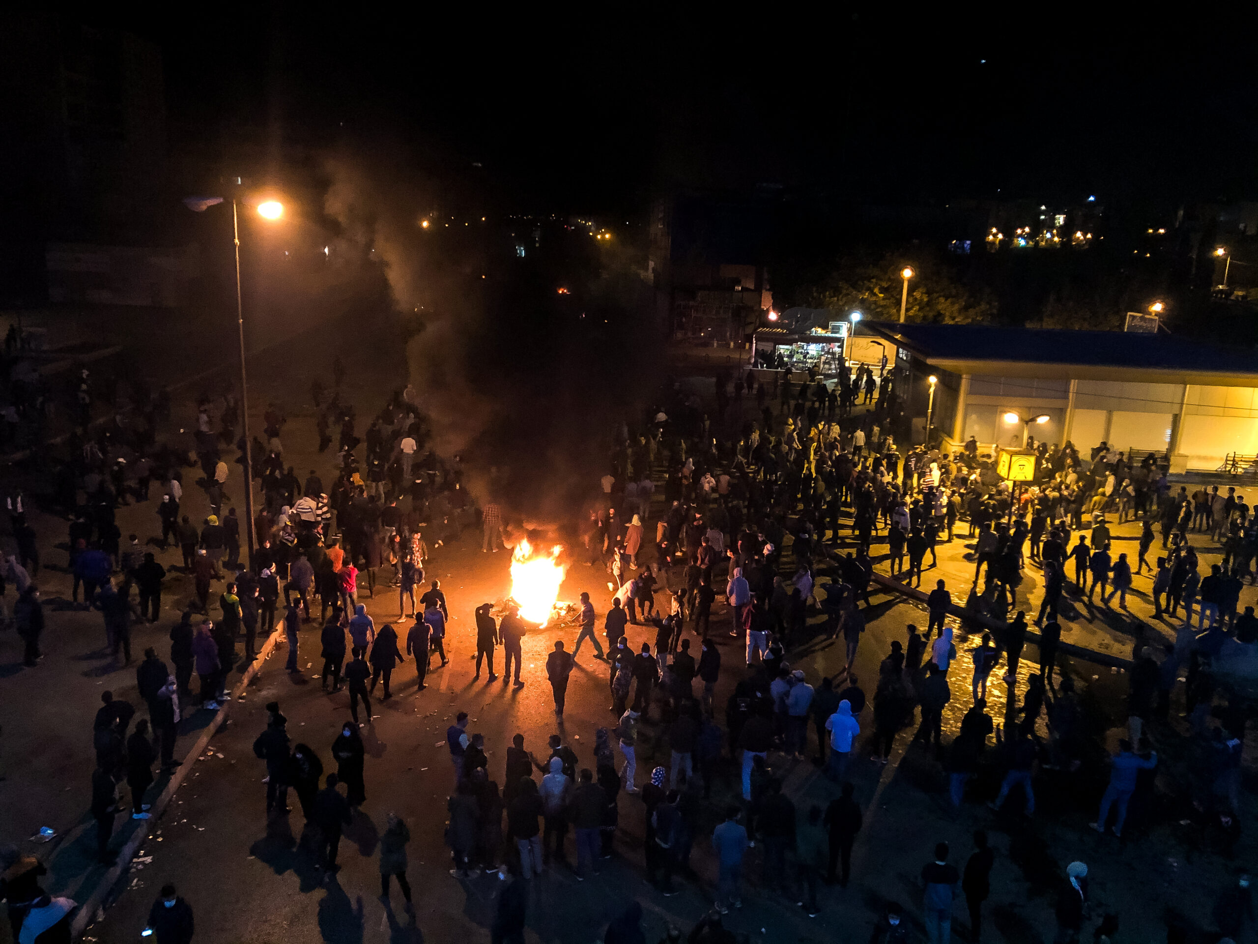 ইরানে বিক্ষোভ-সহিংসতায় প্রায় ২০০০ নিহত: ইরানি কর্মকর্তা