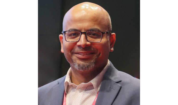 মোবাইলের দাম অবশ্যই কমবে : ফয়েজ আহমদ তৈয়্যব