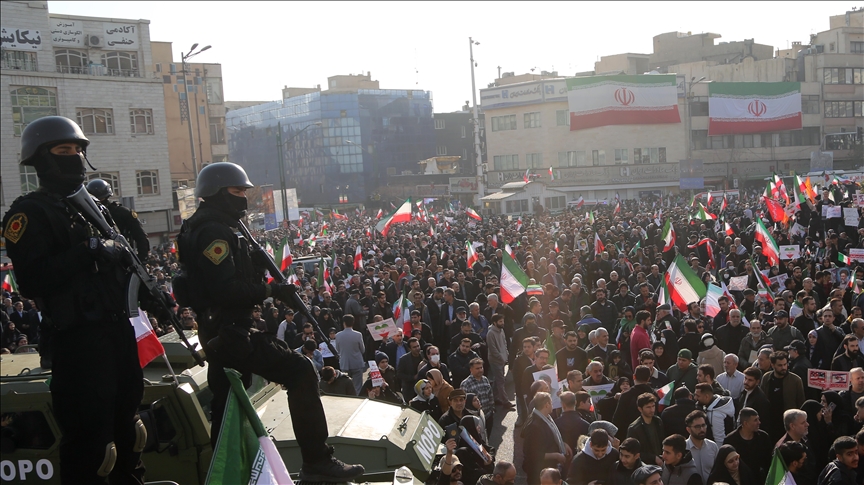২০০ ঘণ্টার অবরোধ শেষে ইরানে আংশিক ইন্টারনেট চালু, নিহত বেড়ে তিন হাজার