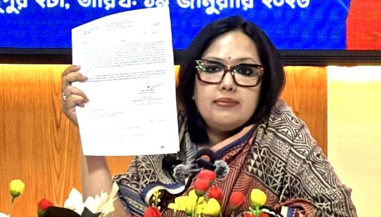 প্রশাসনের বিরুদ্ধে পক্ষপাতিত্বের অভিযোগ তুললেন রুমিন ফারহানা