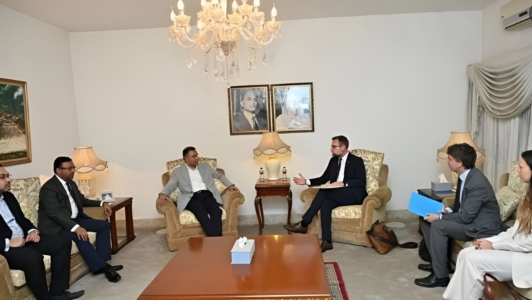 তারেক রহমান ও চার দেশের রাষ্ট্রদূতের বৈঠক অনুষ্ঠিত